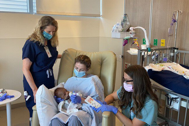 babystrong-image-feeding